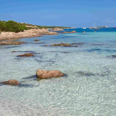 Apartment Arianna 150mt From